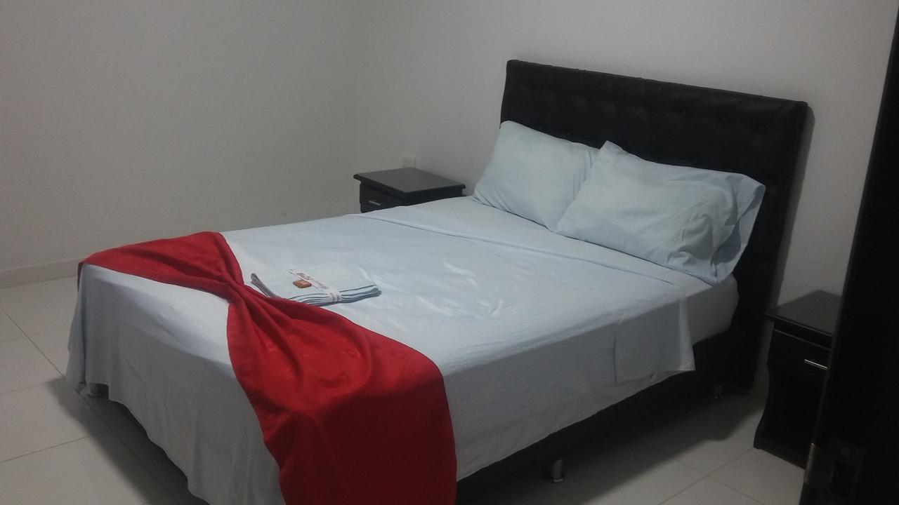 Hotel Palma Roja กรานาดา ภายนอก รูปภาพ